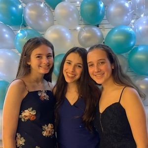 Meet your Posher, Maya